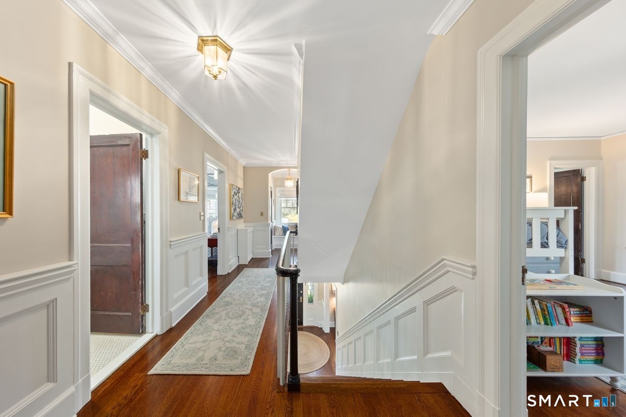41 Chester Street Stamford, CT 06905 - Photo 19 of 40 a view of a hallway with interior of the house