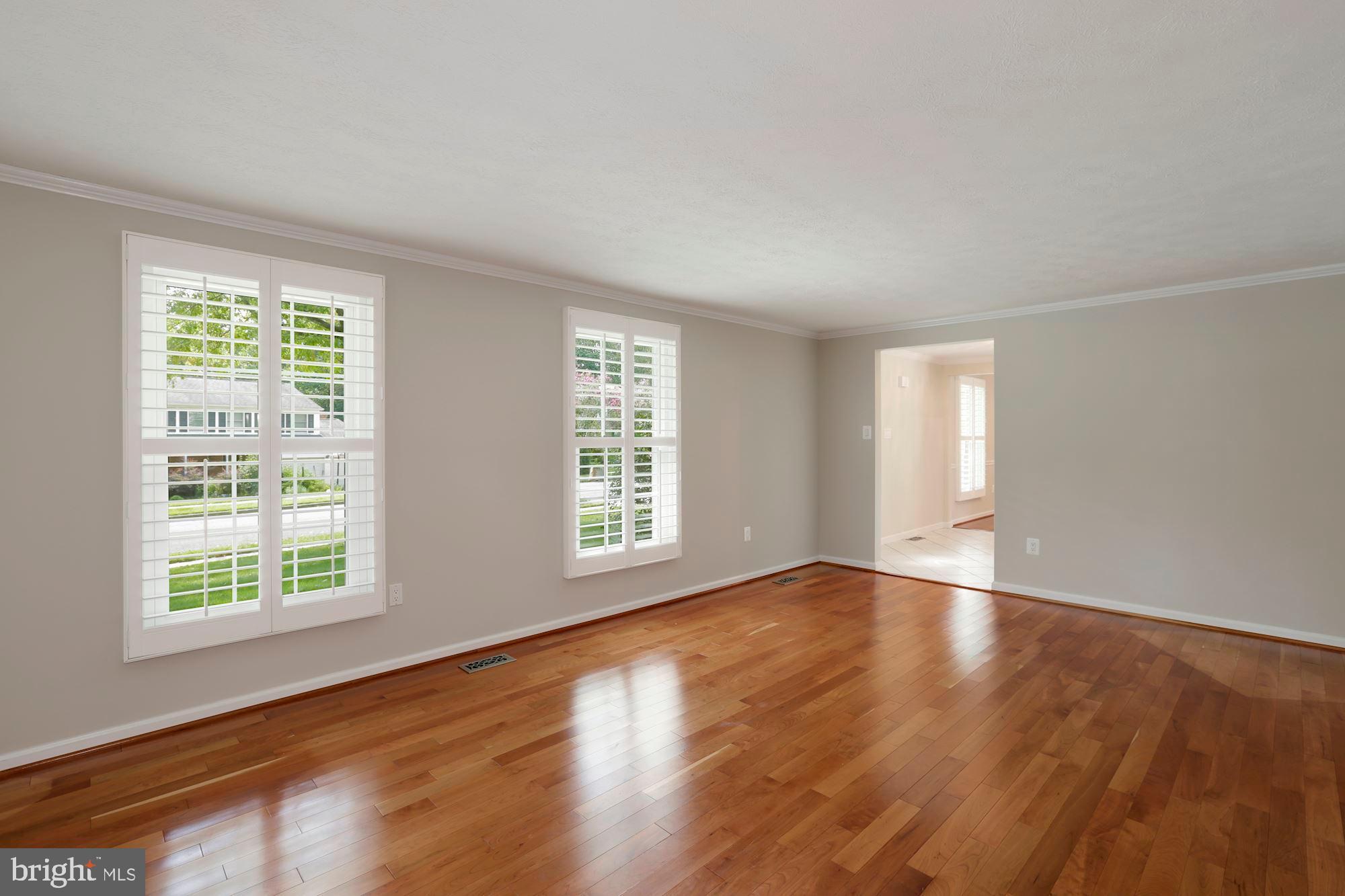 385 Yorkshire Lane Riva, MD 21140 - Photo 12 of 36 Living Room/Office