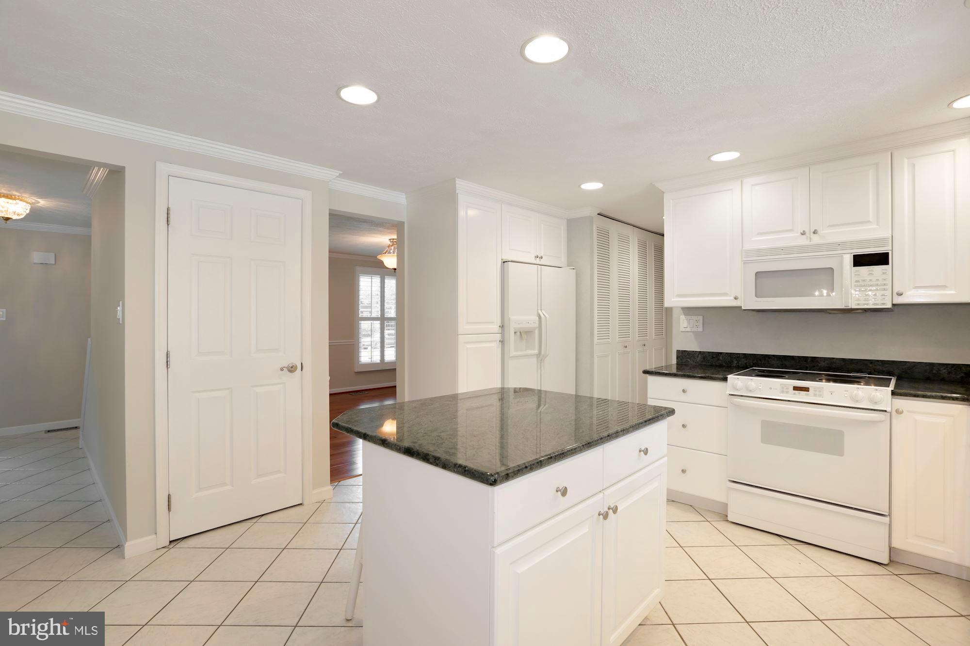 385 Yorkshire Lane Riva, MD 21140 - Photo 30 of 36
