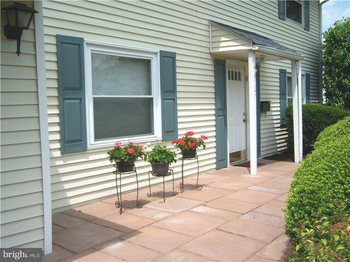 117 Terrace Road Levittown, PA 19056 - Photo 2 of 21 Exterior Front