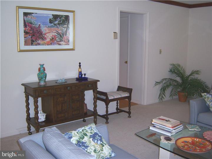 117 Terrace Road Levittown, PA 19056 - Photo 6 of 21 Living Room