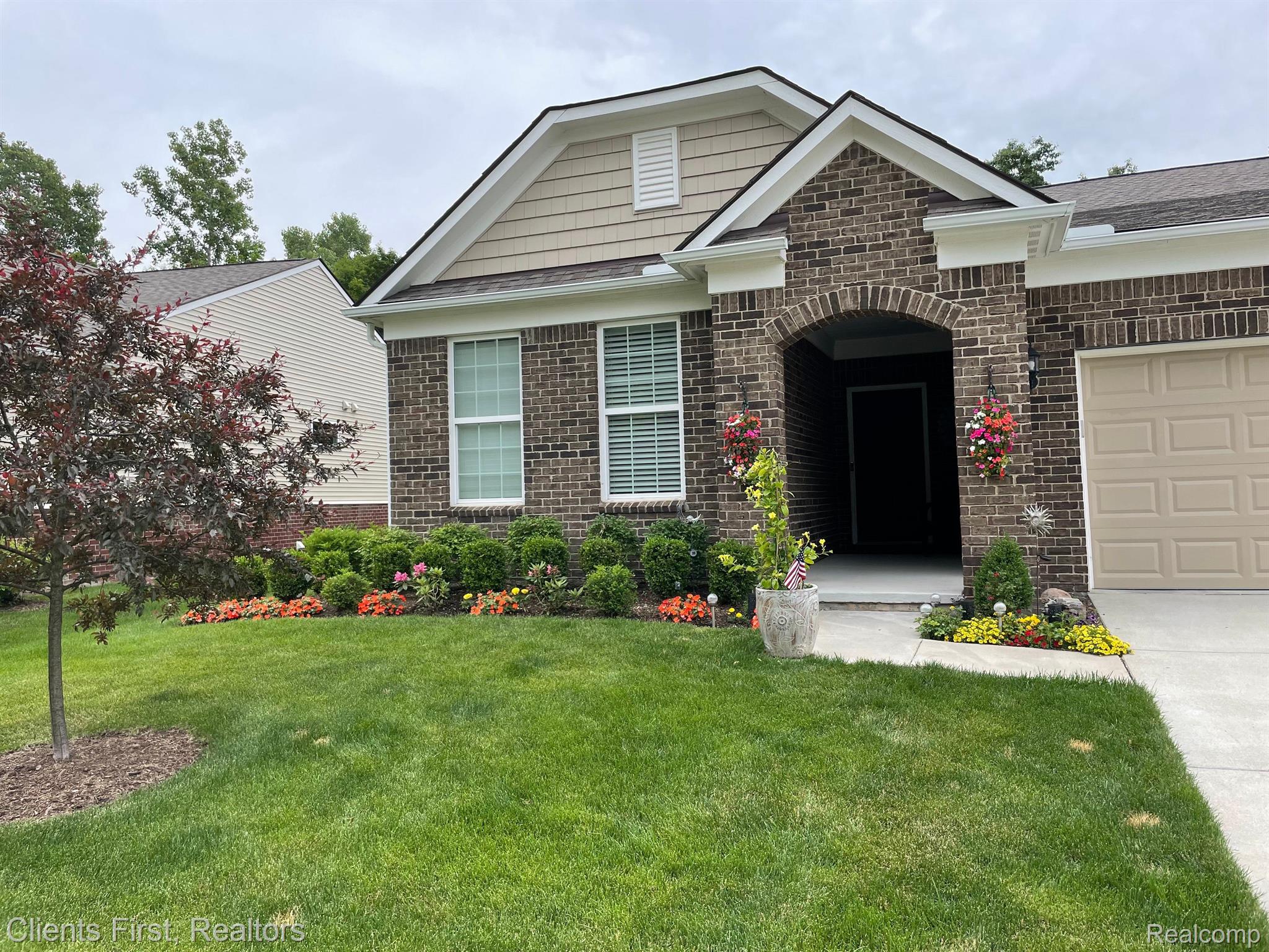 49765 Mapleton Road Canton, MI 48188 - Photo 1 of 24 Gallery Image 1