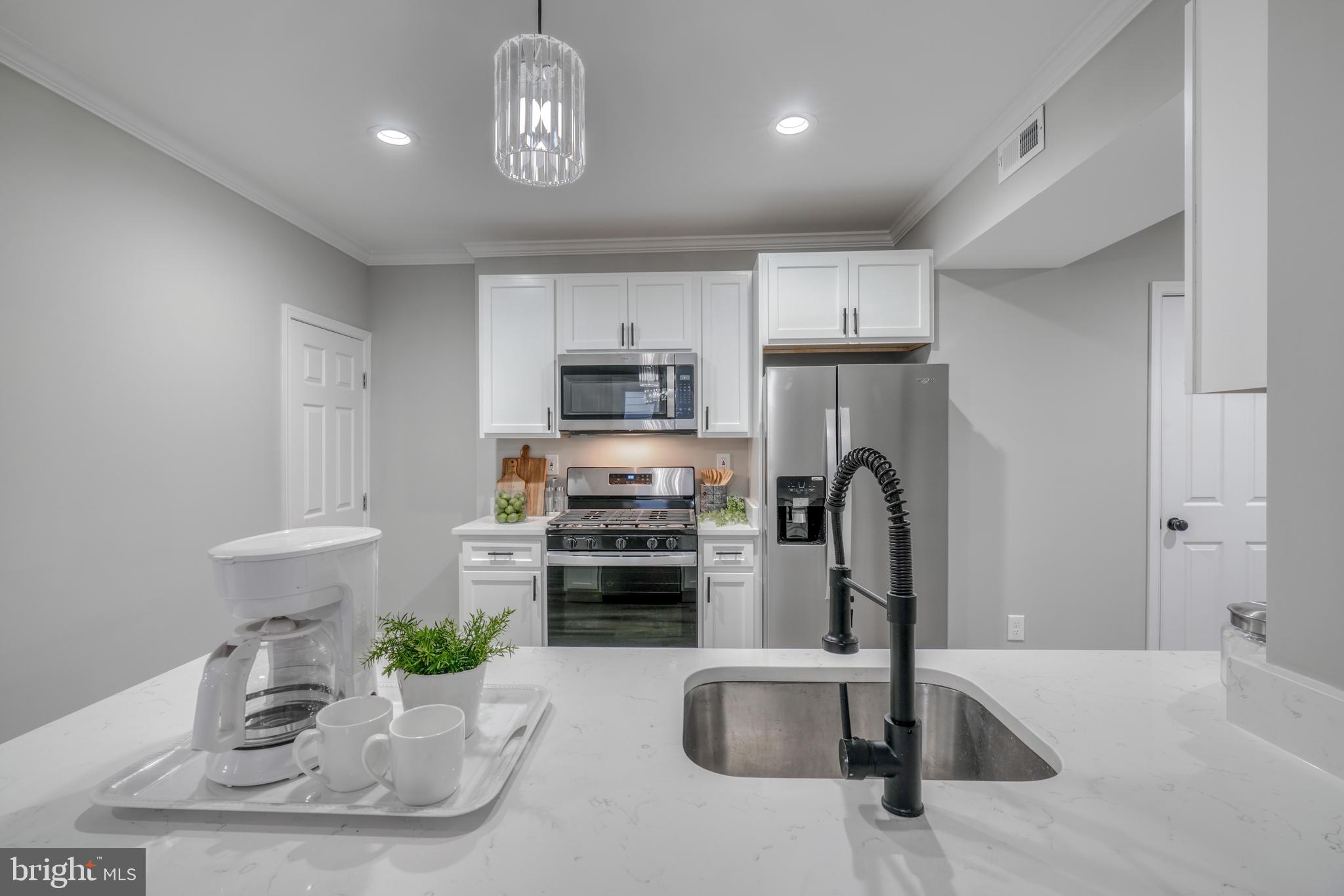 5320 Catalpha Road Baltimore, MD 21214 - Photo 20 of 63