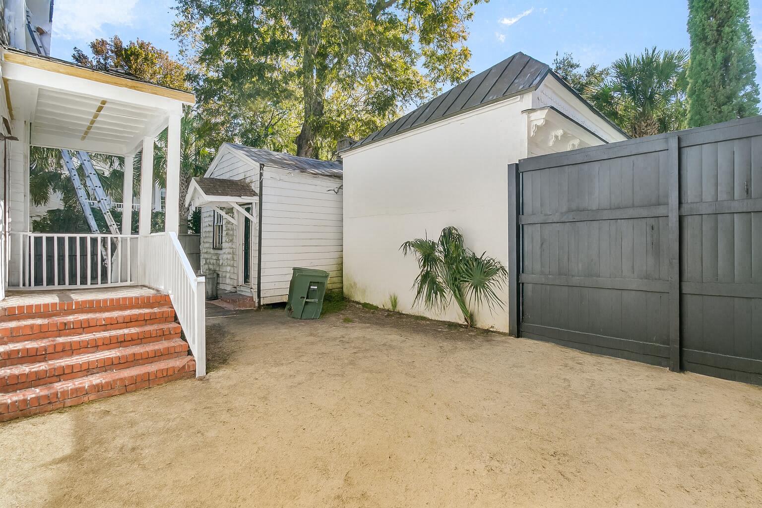 153 Queen Street Charleston, SC 29401 - Photo 18 of 26 Back Yard