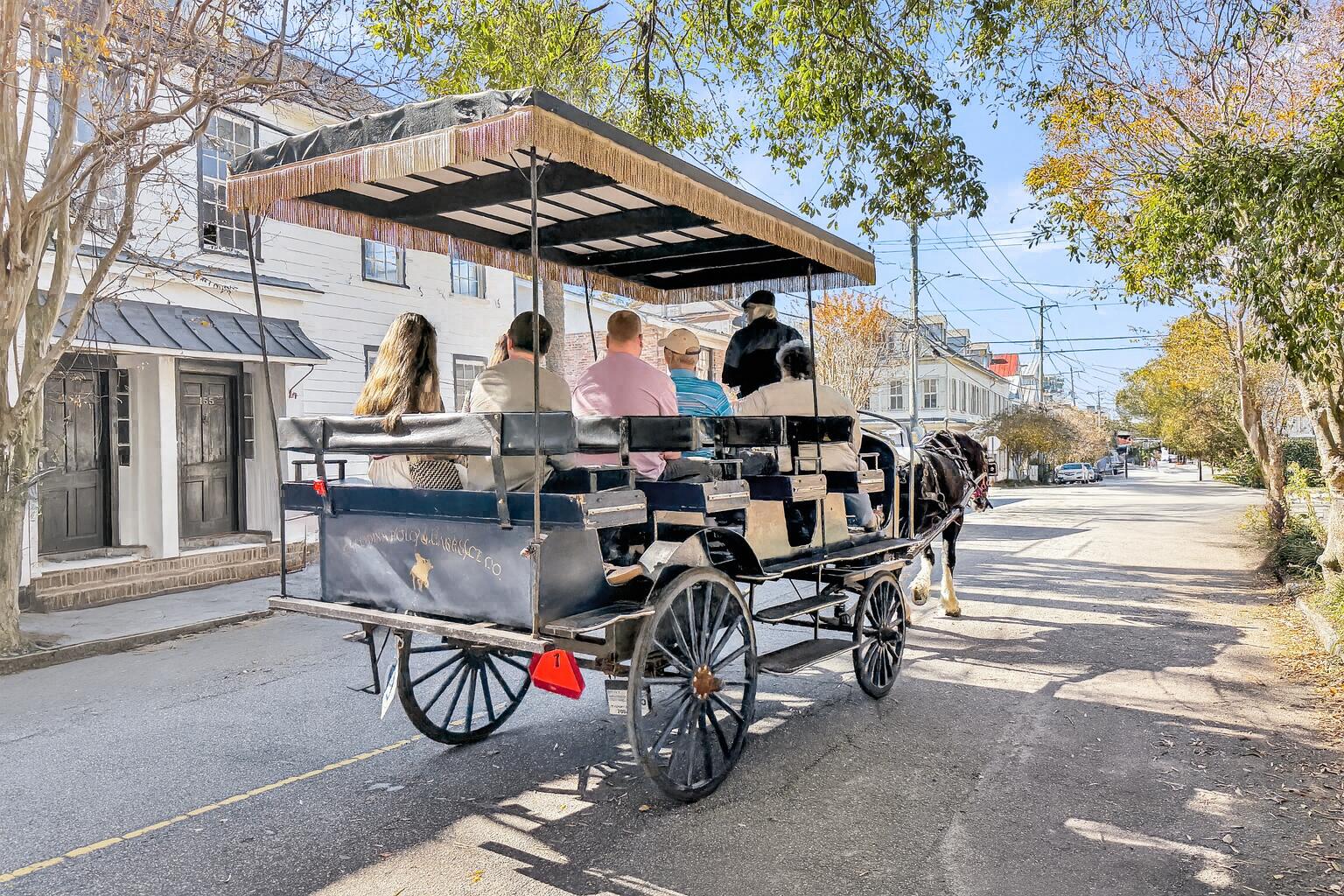 153 Queen Street Charleston, SC 29401 - Photo 3 of 26 Charleston Charm