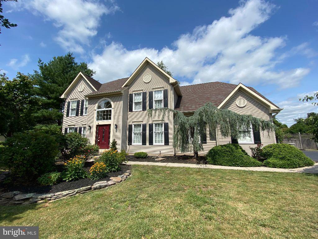 891 Slate Hill Road Yardley, PA 19067 - Photo 1 of 56 Font Exterior