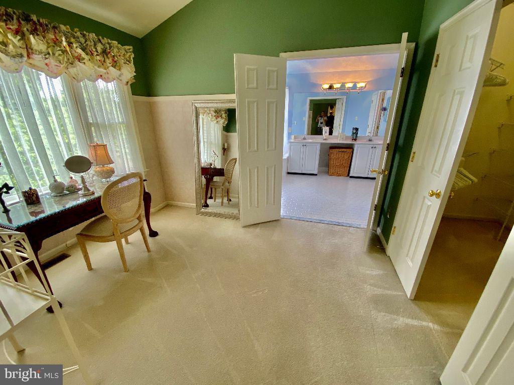 891 Slate Hill Road Yardley, PA 19067 - Photo 31 of 56 Master Bedroom Sitting Room