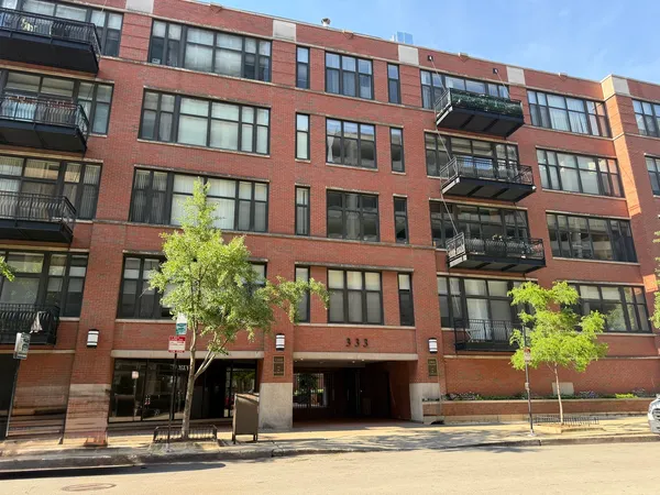 $3,200 | 333 West Hubbard Street, Unit 515, Chicago, IL 60654