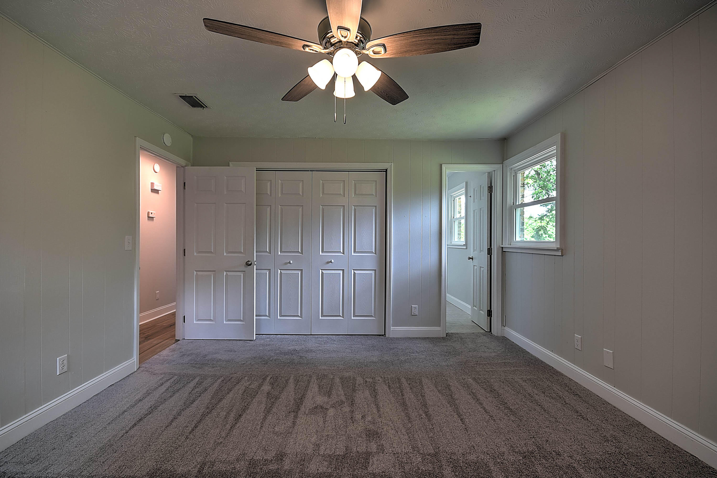 701 Meadow View Road Bristol, TN 37620 - Photo 34 of 68 MEADOWVIEW-34