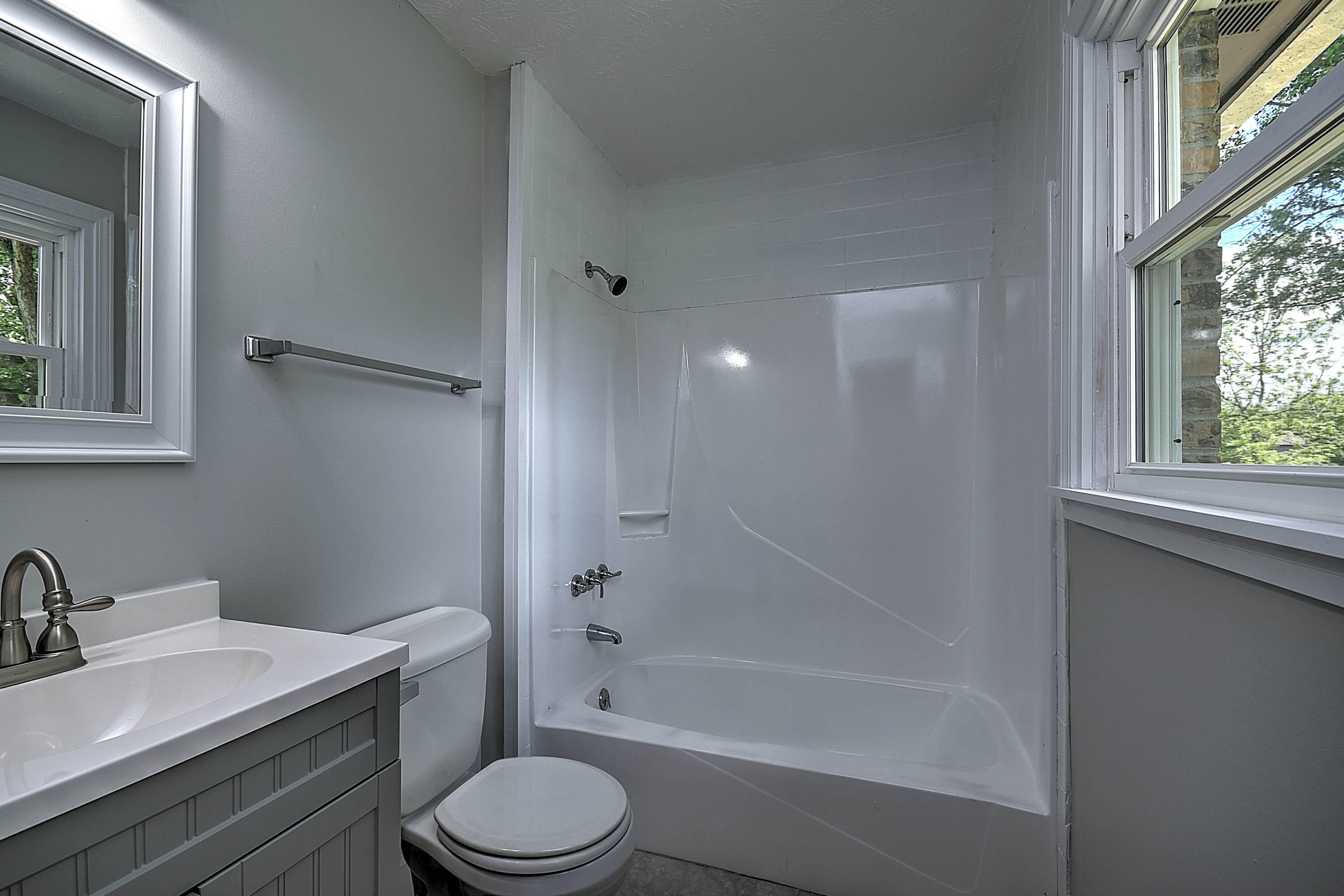 701 Meadow View Road Bristol, TN 37620 - Photo 35 of 68 MEADOWVIEW-35