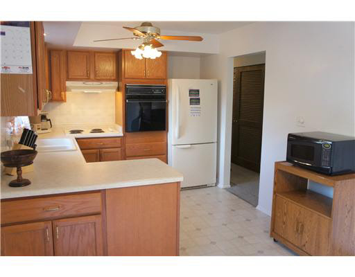 12315 Dunn Road Mishawaka, IN 46545 - Photo 3 of 12 Gallery Image 3