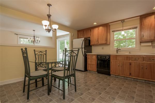 206 Alder Road Westwood, MA 02090 - Photo 10 of 30 Gallery Image 10