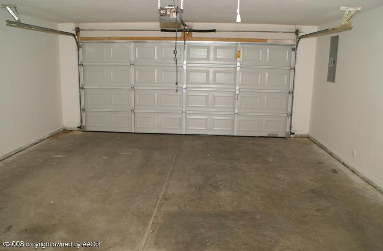 3617 South Mirror Street Amarillo, TX 79118 - Photo 13 of 15 a view of an empty room