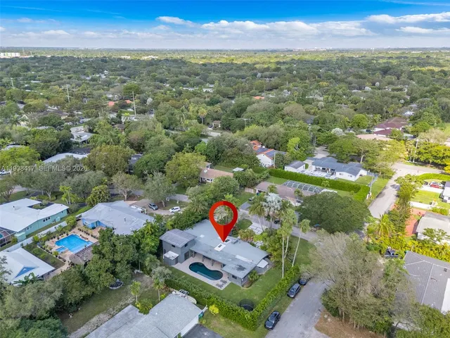 $1,950,000 | 7500 Southwest 137th Street, Palmetto Bay, FL 33158