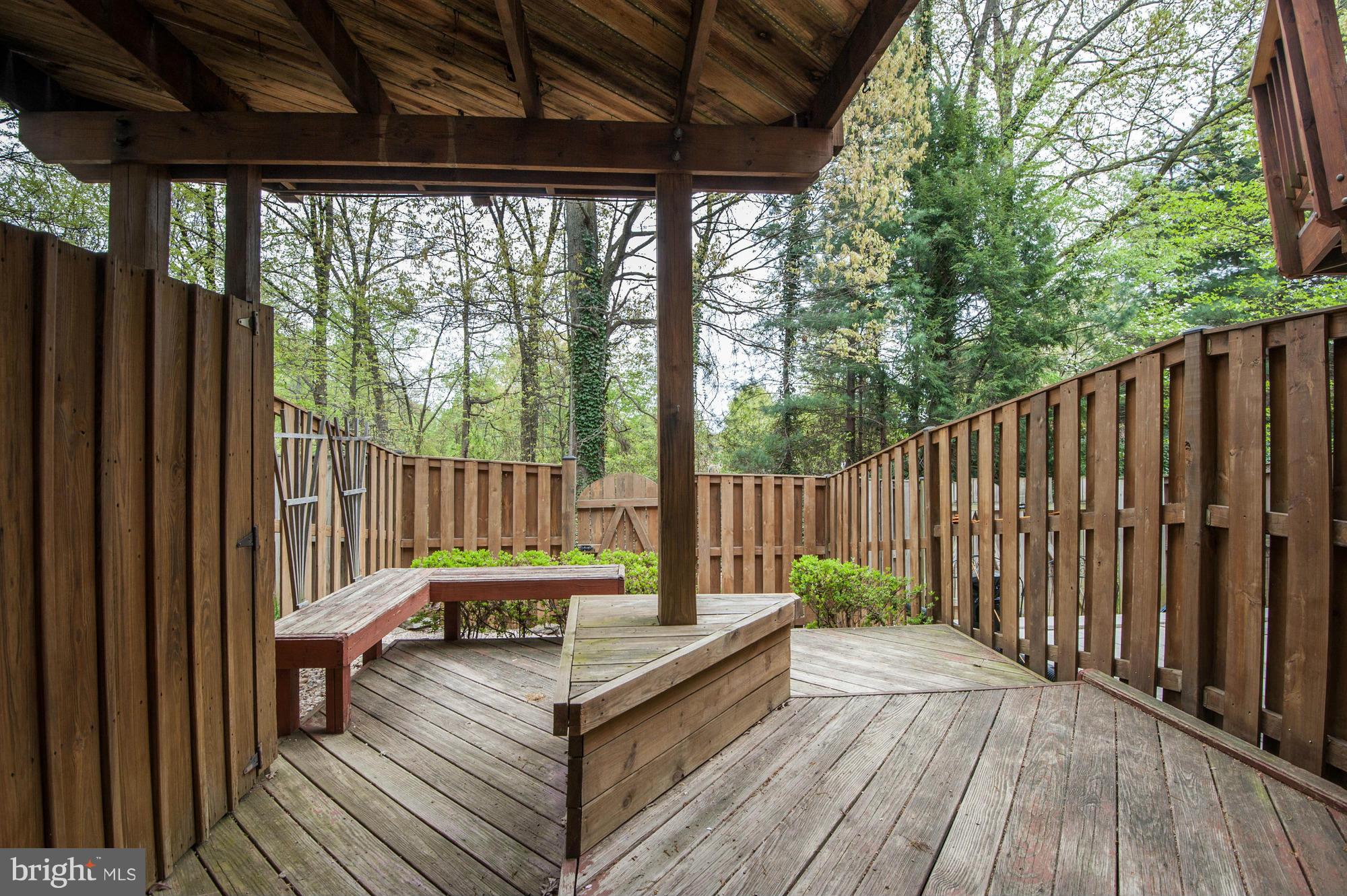 8548 Springfield Oaks Drive Springfield, VA 22153 - Photo 23 of 27 Exterior (Rear)