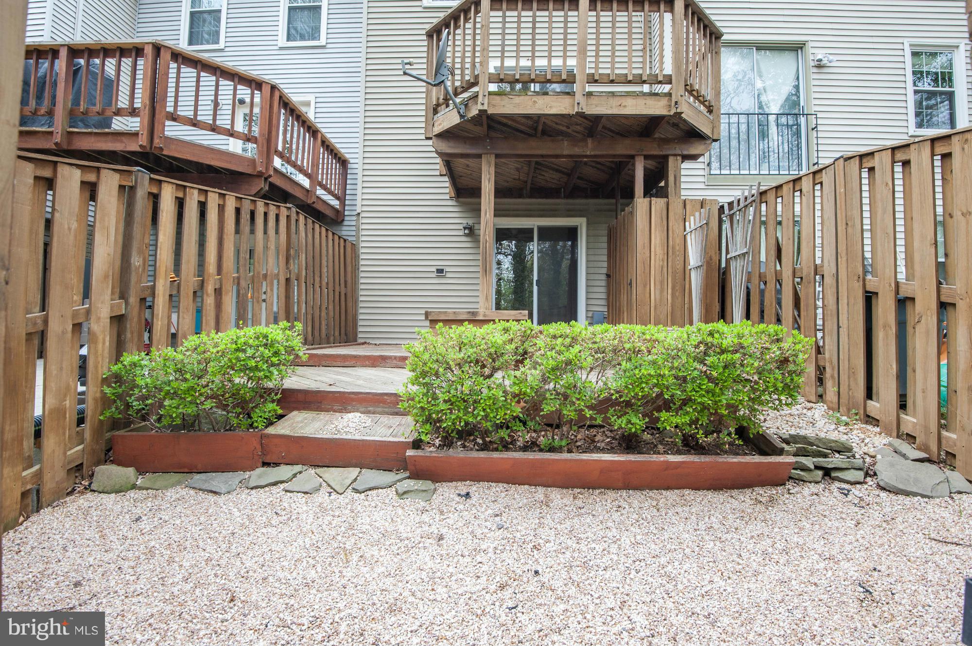 8548 Springfield Oaks Drive Springfield, VA 22153 - Photo 27 of 27 Exterior (Rear)