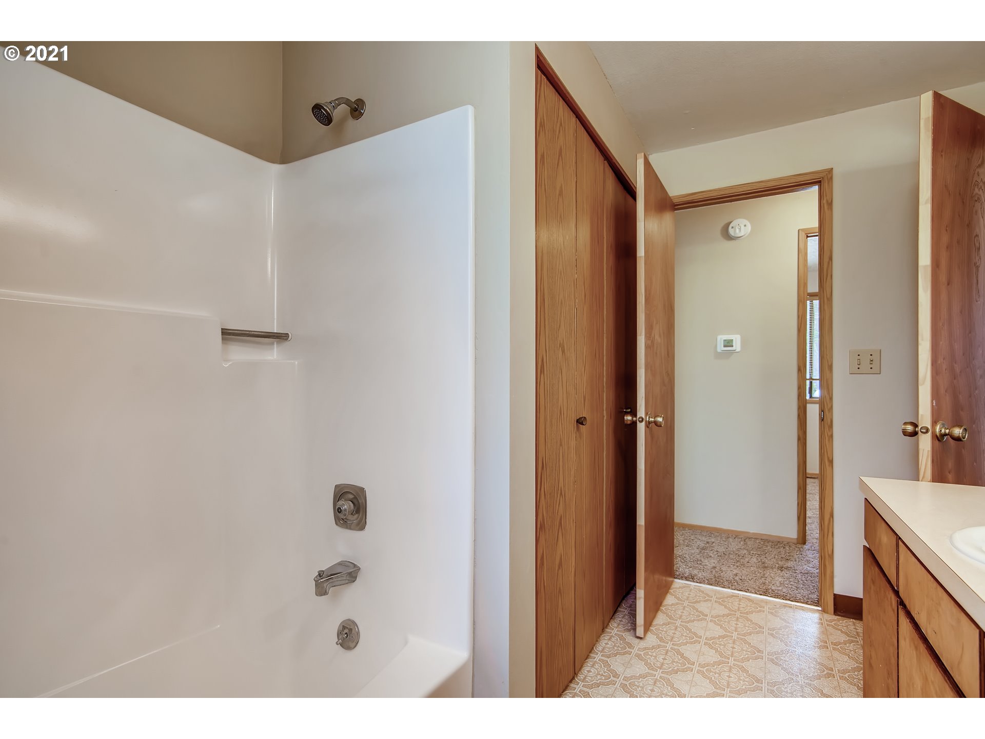 33273 Southwest Em Watts Road Scappoose, OR 97056 - Photo 13 of 32 Gallery Image 13