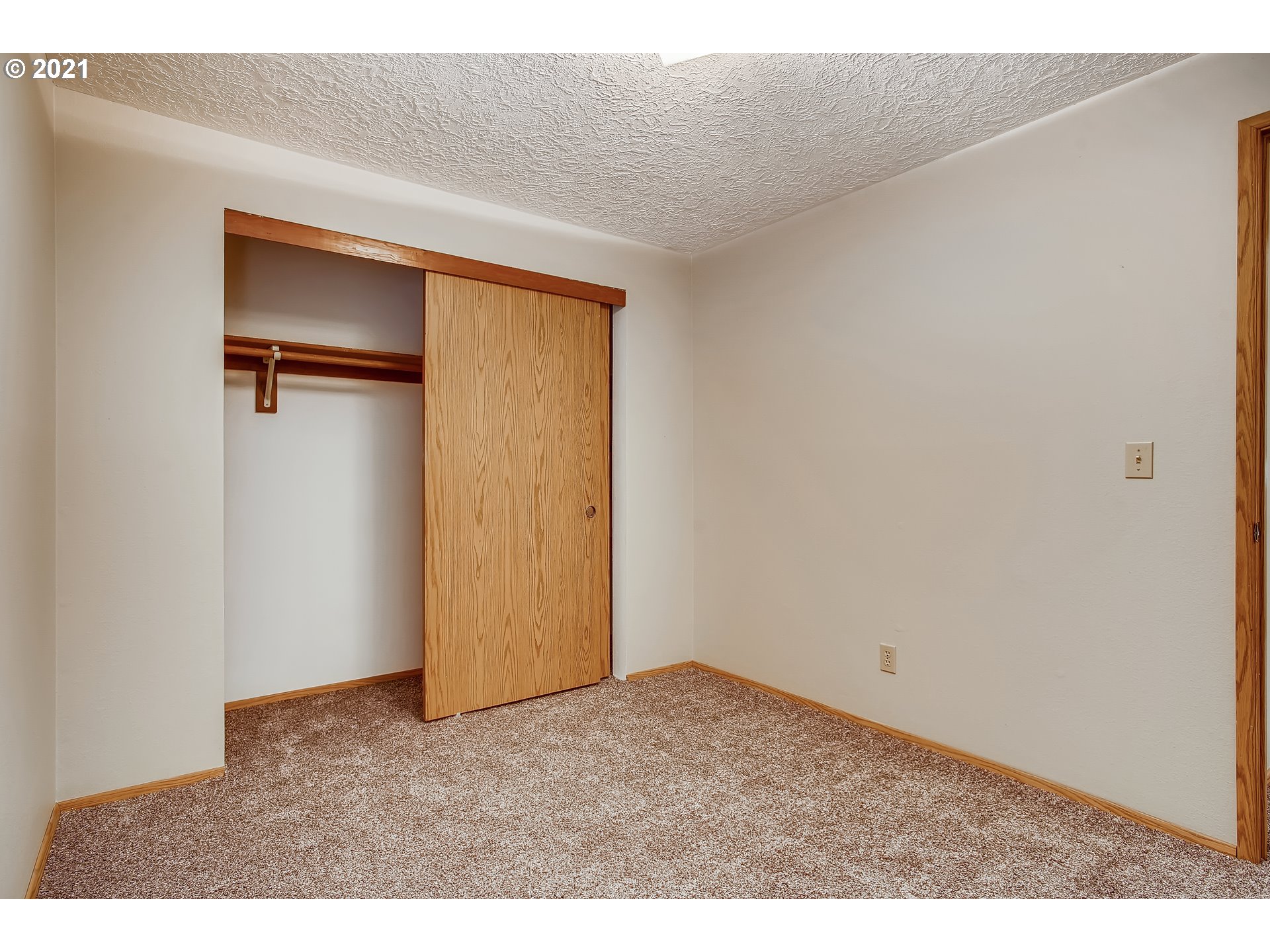 33273 Southwest Em Watts Road Scappoose, OR 97056 - Photo 16 of 32 Gallery Image 16