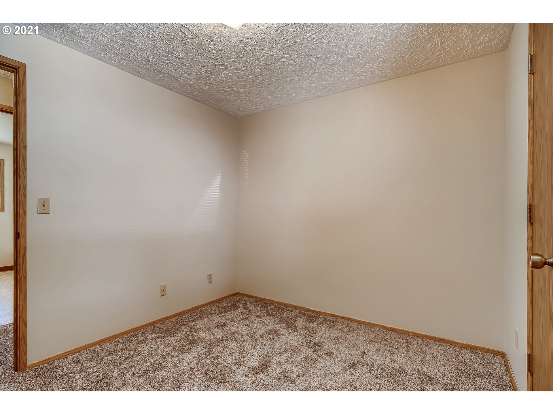 33273 Southwest Em Watts Road Scappoose, OR 97056 - Photo 18 of 32 Gallery Image 18
