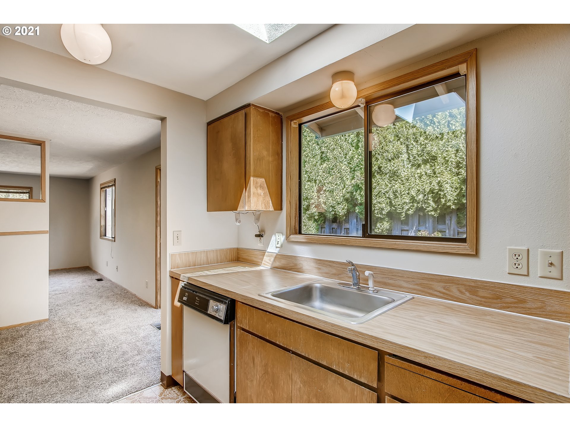 33273 Southwest Em Watts Road Scappoose, OR 97056 - Photo 7 of 32 Gallery Image 7
