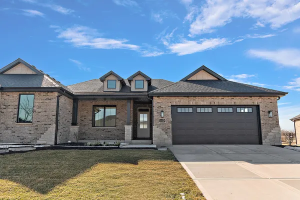 $699,000 | 11129 Lizmore Lane, Unit 37B, Orland Park, IL 60467