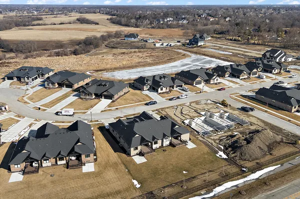 $699,000 | 11129 Lizmore Lane, Unit 37B, Orland Park, IL 60467