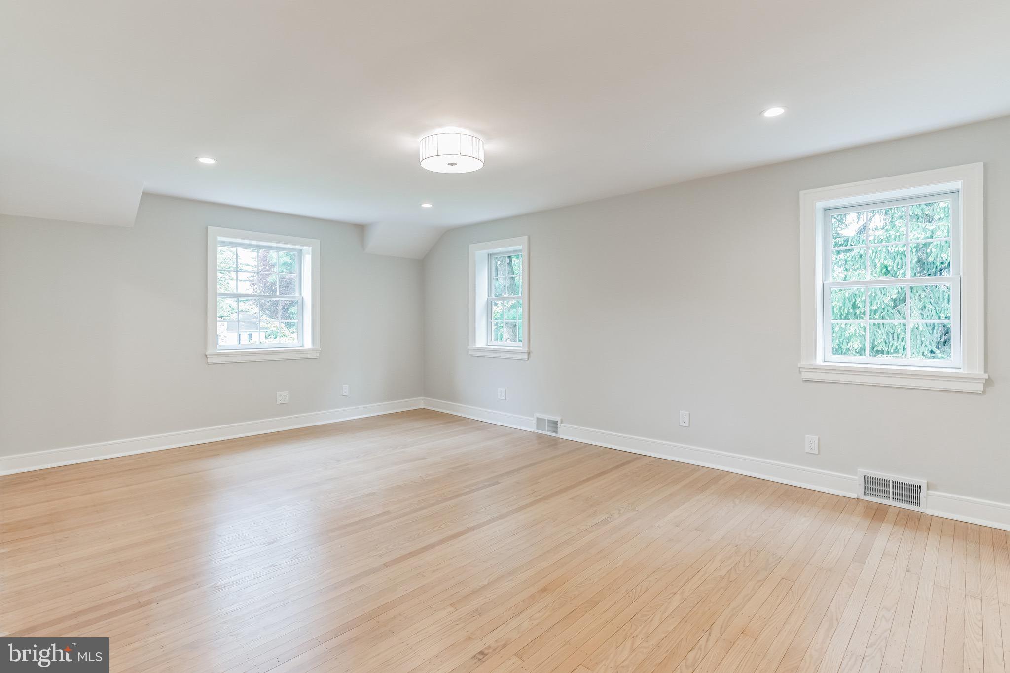 434 Barclay Road Bryn Mawr, PA 19010 - Photo 18 of 29 Gallery Image 18