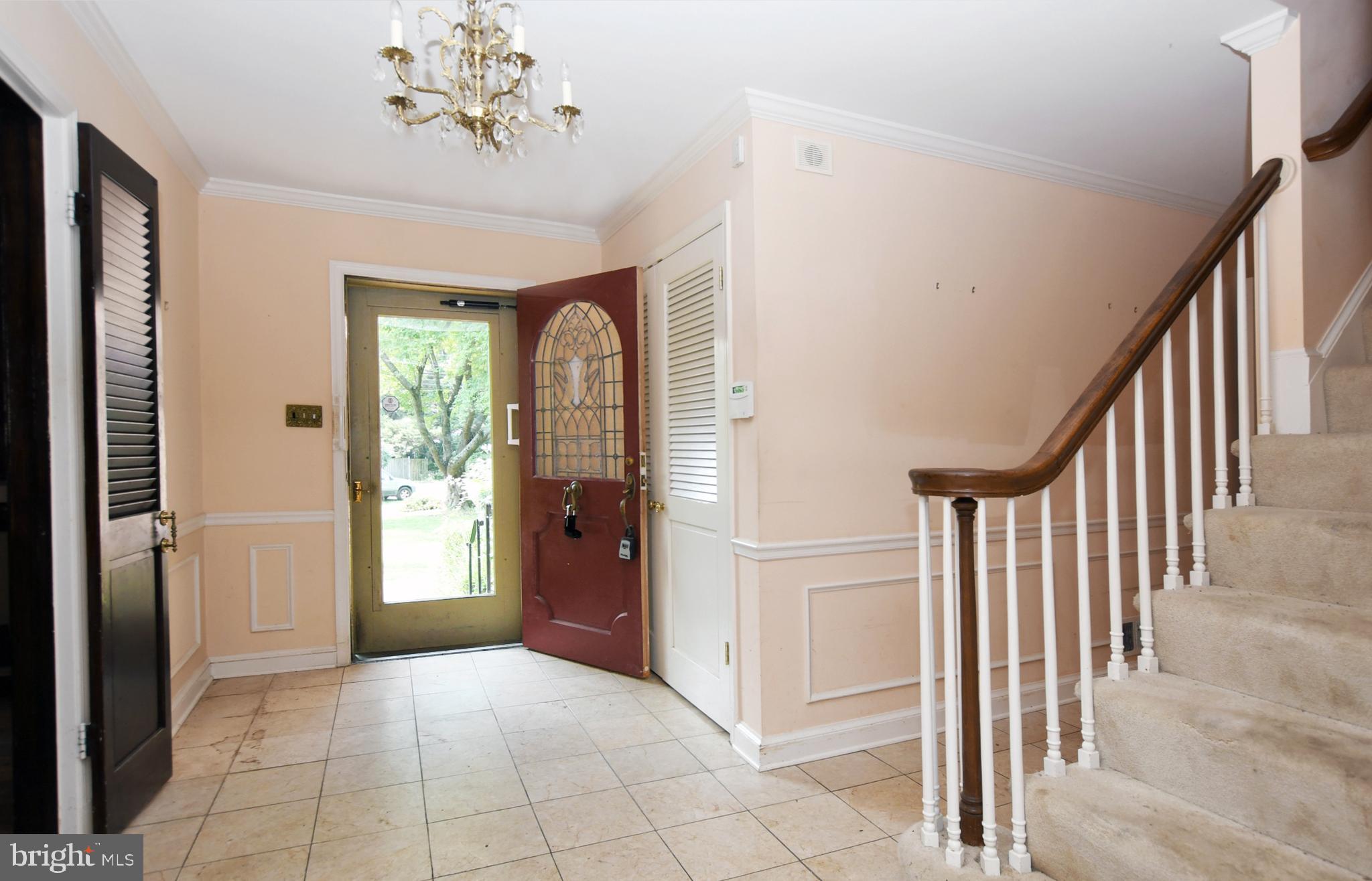 6923 Greentree Road Bethesda, MD 20817 - Photo 4 of 26 Gallery Image 4