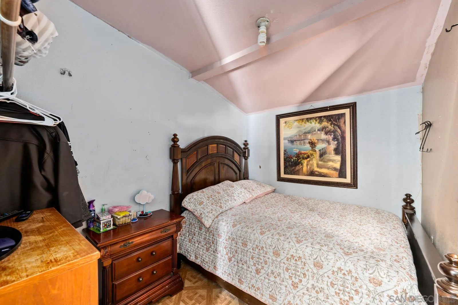 124 East View Street Fallbrook, CA 92028 - Photo 18 of 50 a bedroom with a bed and a window