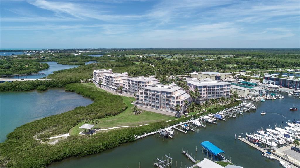 13113 Gasparilla Road, Unit 405 Placida, FL 33946 - Photo 30 of 32