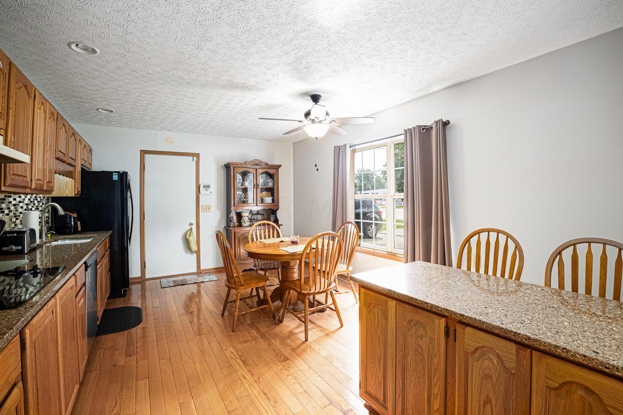 150 Rumsey Road Columbus, OH 43207 - Photo 4 of 46 150 Rumsey Road 028