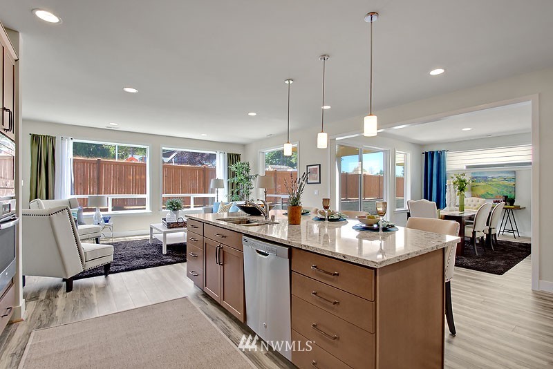 23211 24th Avenue Southeast Bothell, WA 98021 - Photo 5 of 11