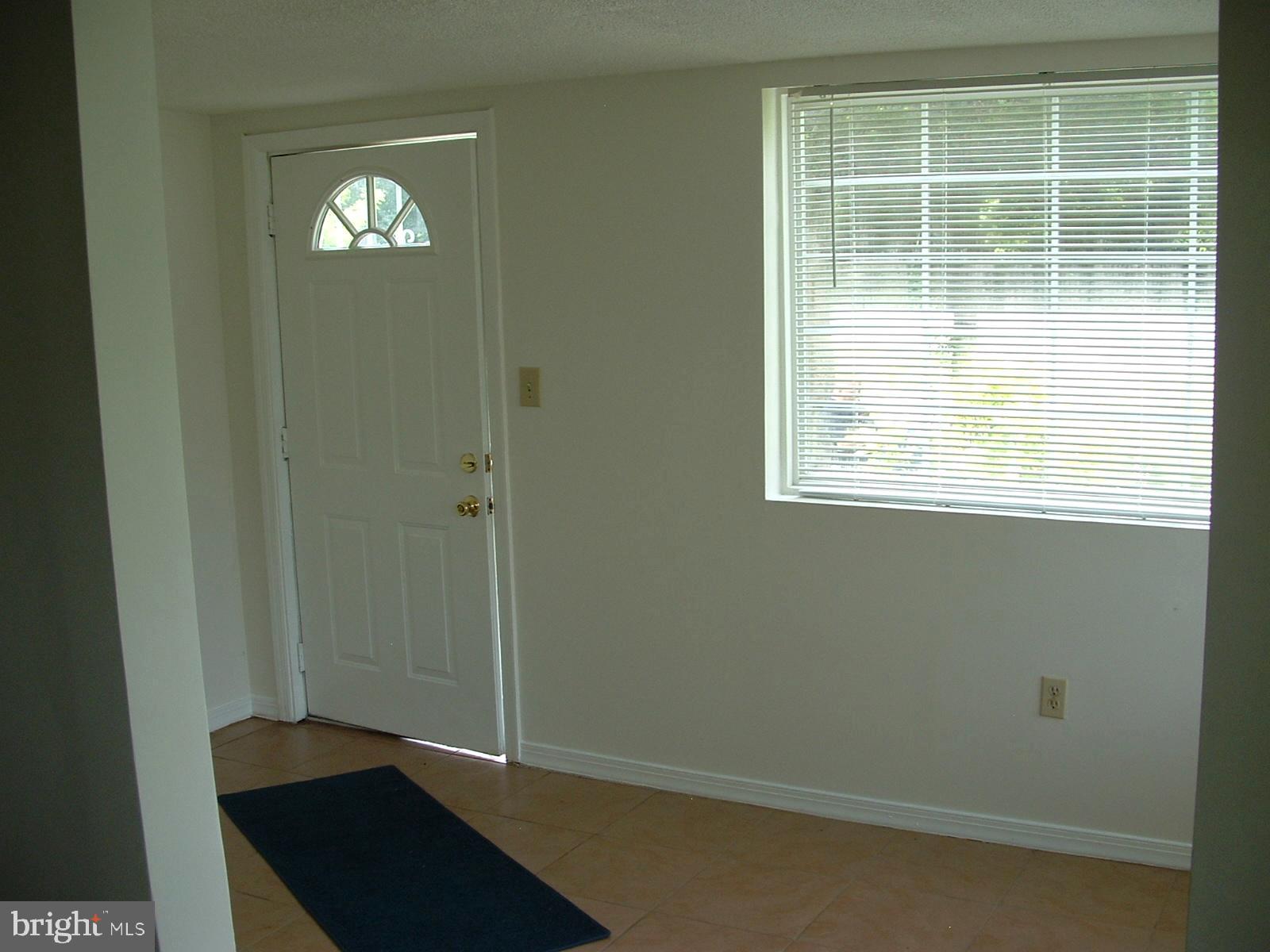 2218 Brinkley Road Fort Washington, MD 20744 - Photo 3 of 17