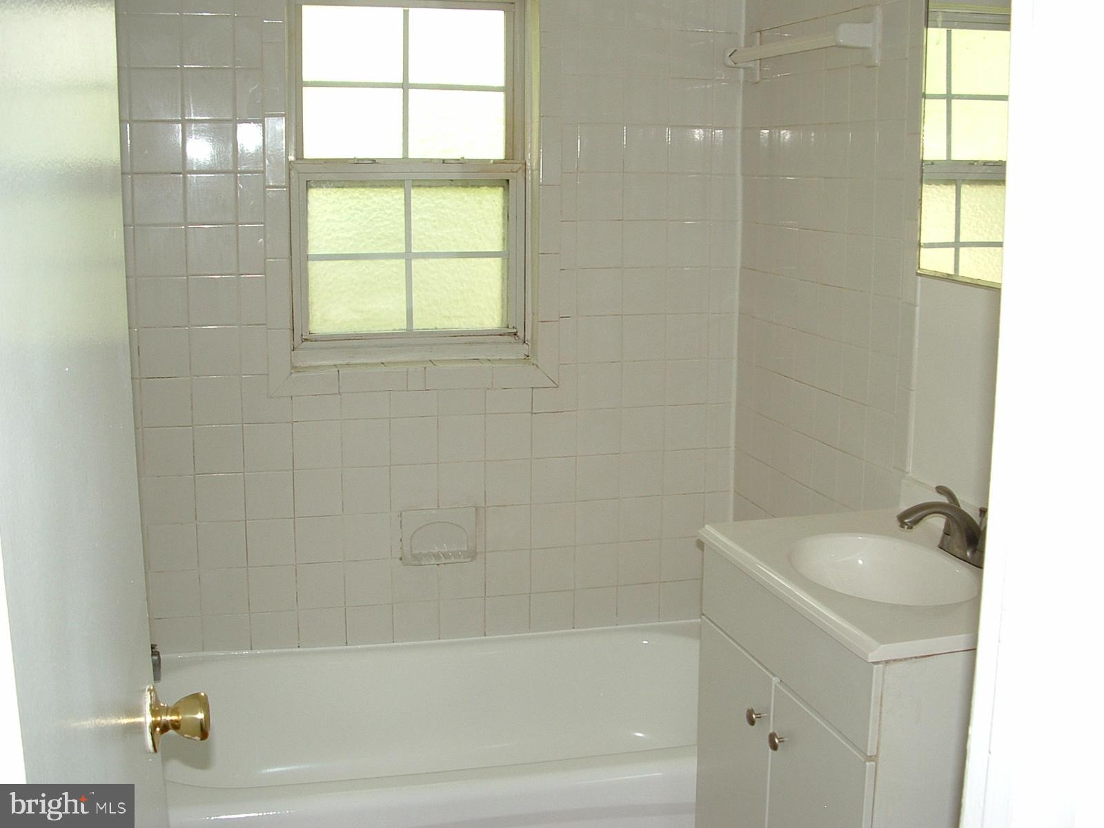 2218 Brinkley Road Fort Washington, MD 20744 - Photo 8 of 17