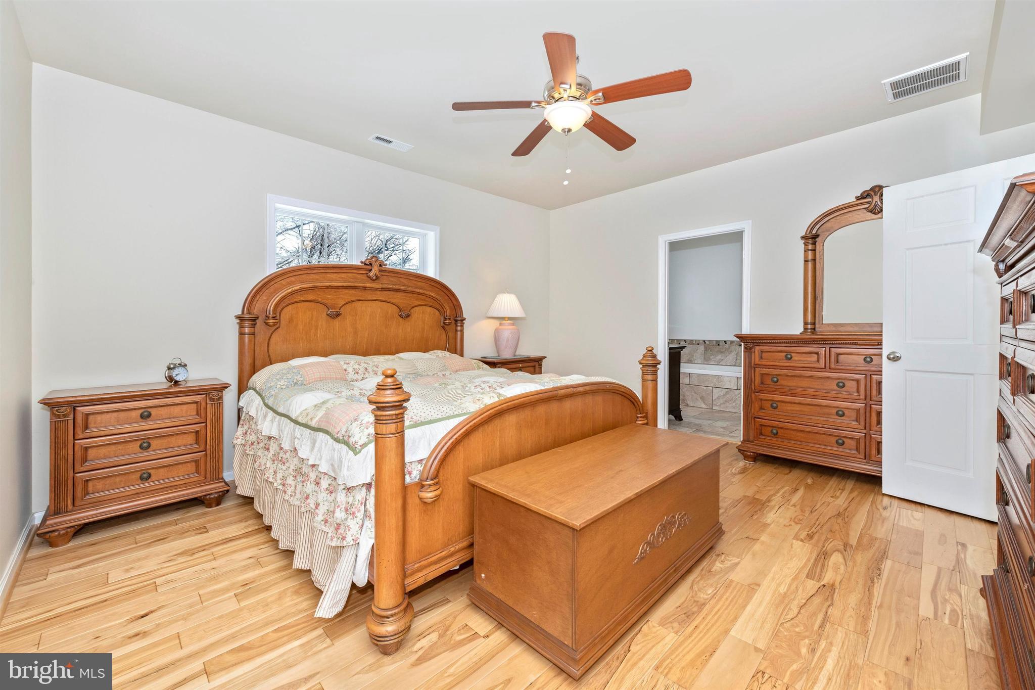 5655 Buffalo Road Mount Airy, MD 21771 - Photo 36 of 84 Master Bedroom