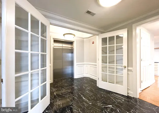 a view of empty room with a window