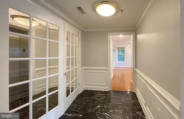 $5,400 | 1555 North Colonial Terrace, Unit 600, Arlington, VA 22209