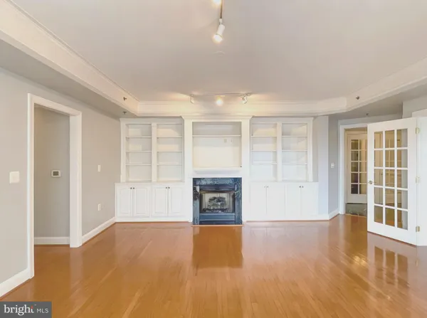 $5,400 | 1555 North Colonial Terrace, Unit 600, Arlington, VA 22209