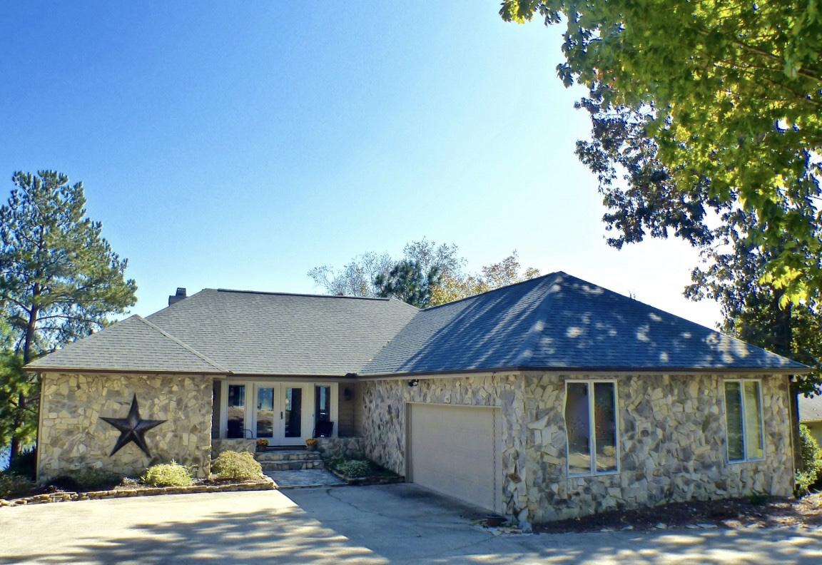 Welcome to 1100 Burning Tree Road! Where you will enjoy all Lake Pinehurst has to offer.