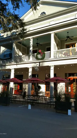 $1,950 | 5 B Market, Beaufort, SC 29906