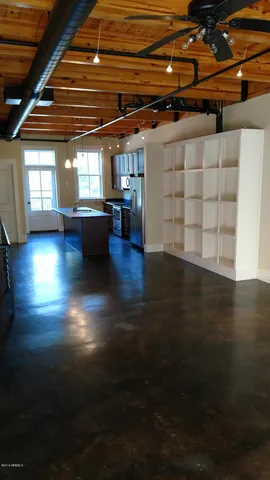 $2,000 | 5 B Market, Beaufort, SC 29906