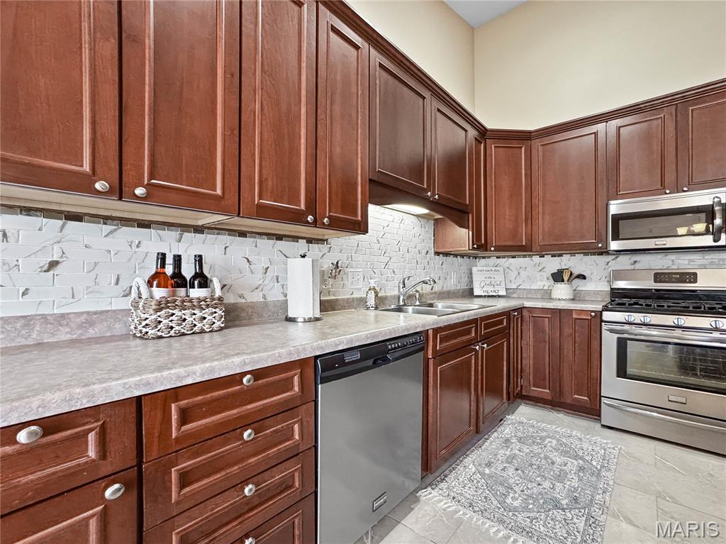 520 North Edison Street Freeburg, IL 62243 - Photo 13 of 37