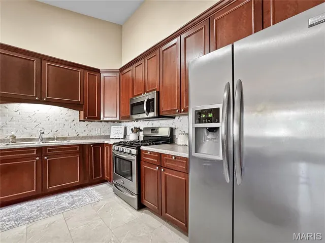 $239,900 | 520 North Edison Street, Freeburg, IL 62243