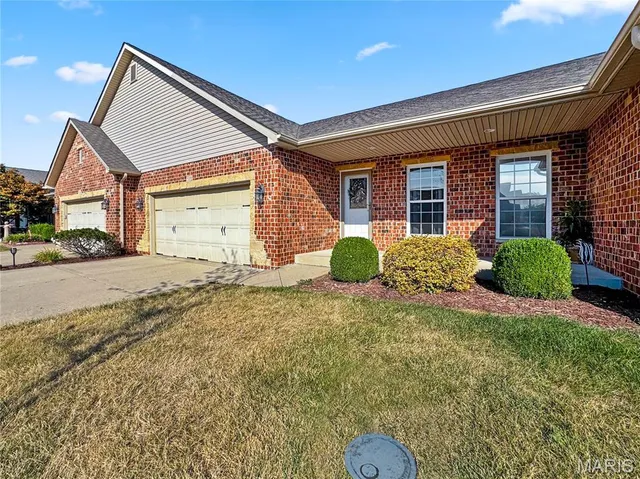 $239,900 | 520 North Edison Street, Freeburg, IL 62243