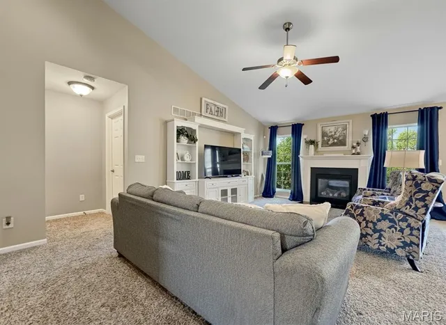 $239,900 | 520 North Edison Street, Freeburg, IL 62243