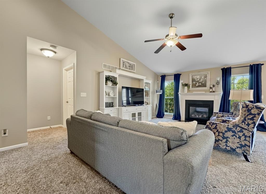 520 North Edison Street Freeburg, IL 62243 - Photo 7 of 37