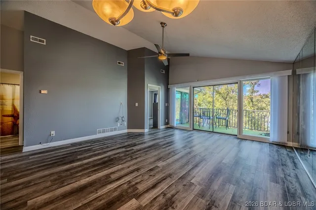 $243,000 | 98 Jonathan Drive, Unit 4C, Lake Ozark, MO 65049