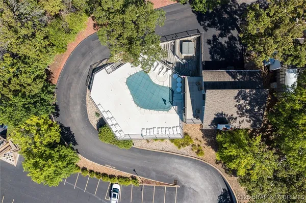 $237,000 | 98 Jonathan Drive, Unit 4C, Lake Ozark, MO 65049