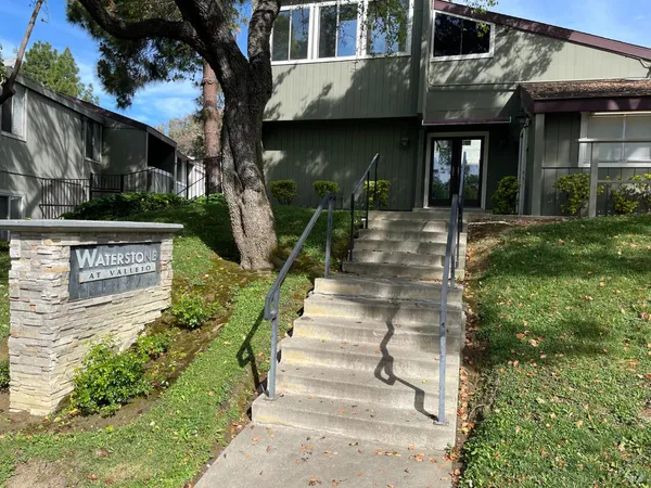 $230,000 | 1333 North Camino Alto, Unit 130, Vallejo, CA 94589