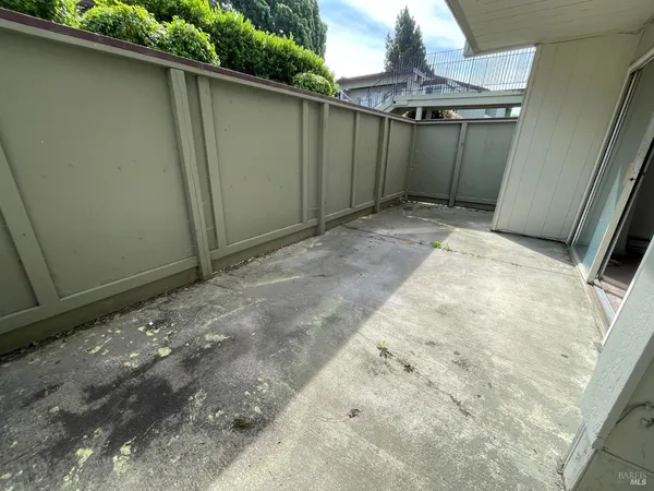$230,000 | 1333 North Camino Alto, Unit 130, Vallejo, CA 94589